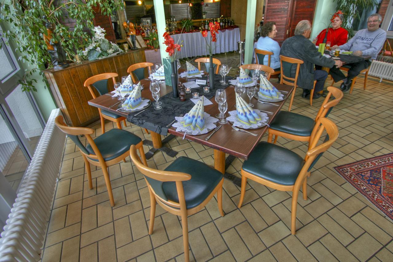 Sport Und Tagungshotel קנזינגן מראה חיצוני תמונה