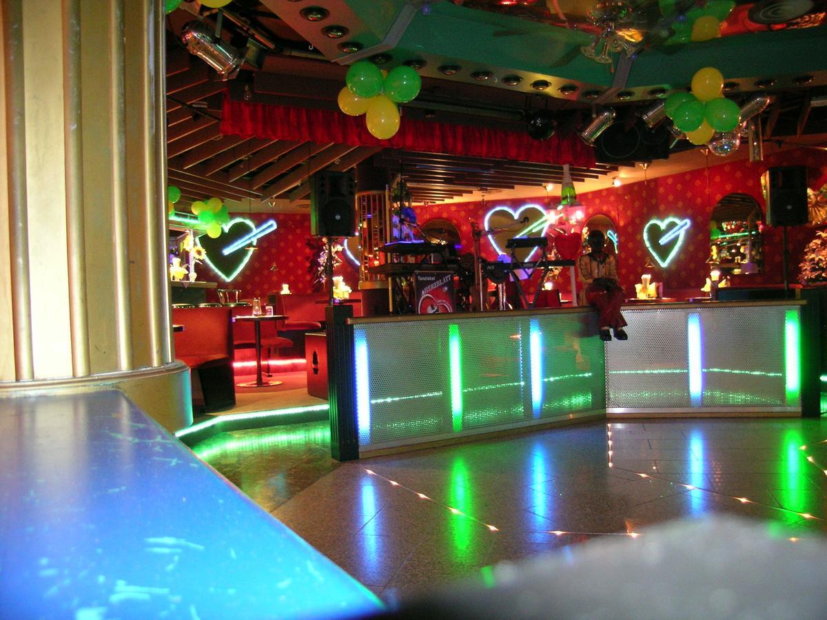 Sport Und Tagungshotel קנזינגן מראה חיצוני תמונה